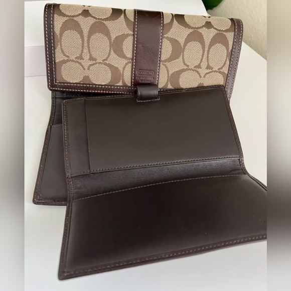 COACH Wallet Slim Trifold In Signature Canvas and Smooth Leather Brown - Picture 4 of 5